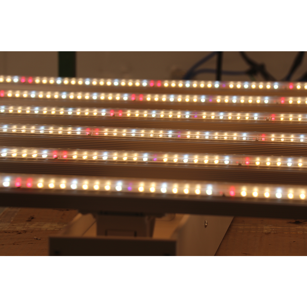 مصباح نمو النباتات بتقنية LED  - مراجعة Grow Light Led وسعره